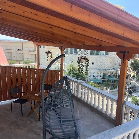 Vila Jon'A Sarandë エクステリア 写真