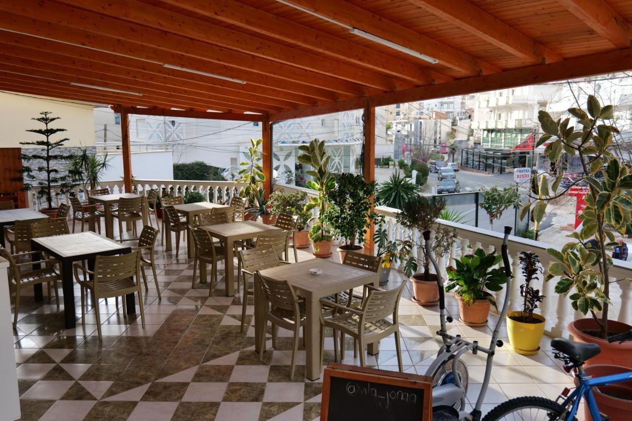 Vila Jon'A Sarandë エクステリア 写真