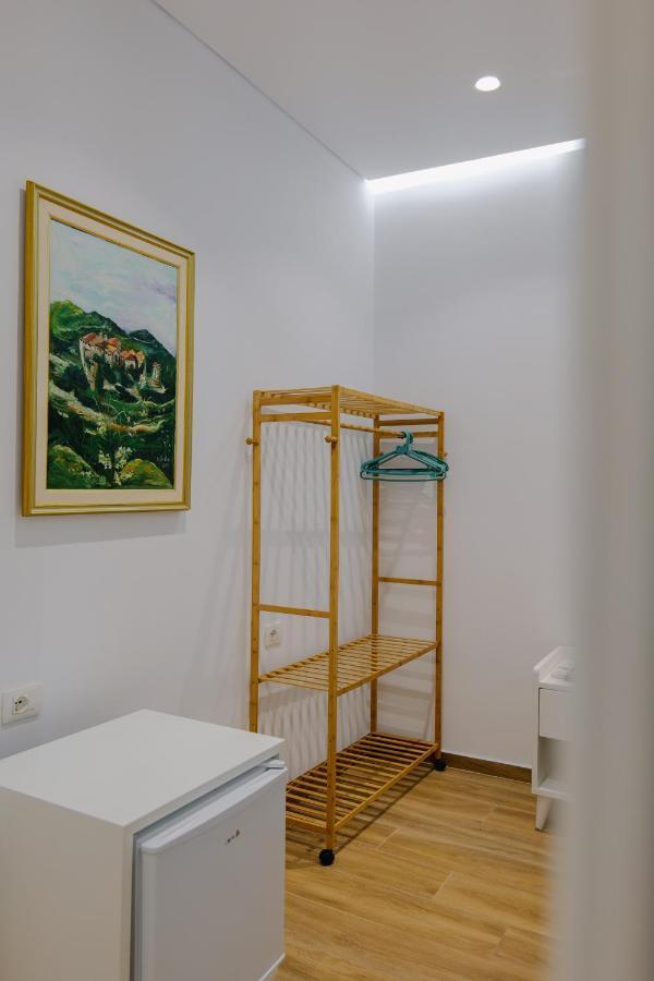 Vila Jon'A Sarandë エクステリア 写真