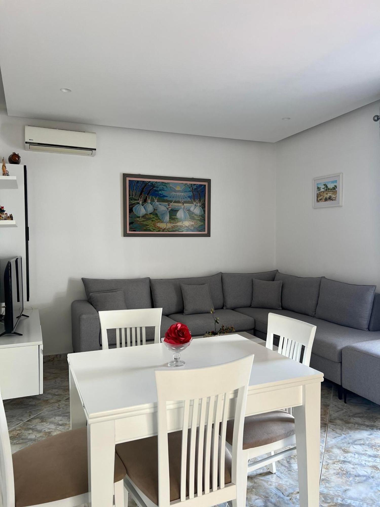 Vila Jon'A Sarandë エクステリア 写真